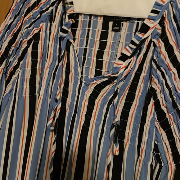 Top - Picture 3 of 3